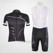 2012 Fahrradbekleidung Pinarello Shwarz und Wei Trikot Kurzarm und Tragerhose