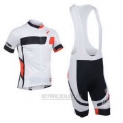 2013 Fahrradbekleidung Pinarello Shwarz und Wei Trikot Kurzarm und Tragerhose